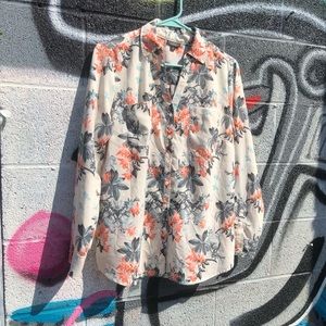 Flower faces button up